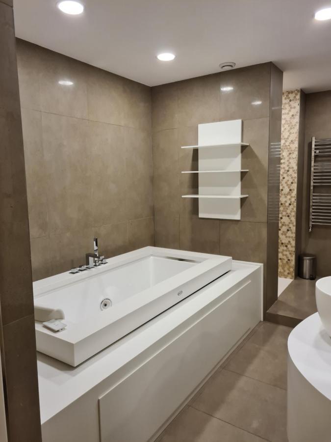 Incantevole Con Jacuzzi Rom Exterior foto
